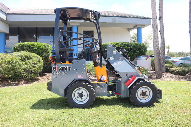 Giant by Tobroco G1200 TELE (2022)