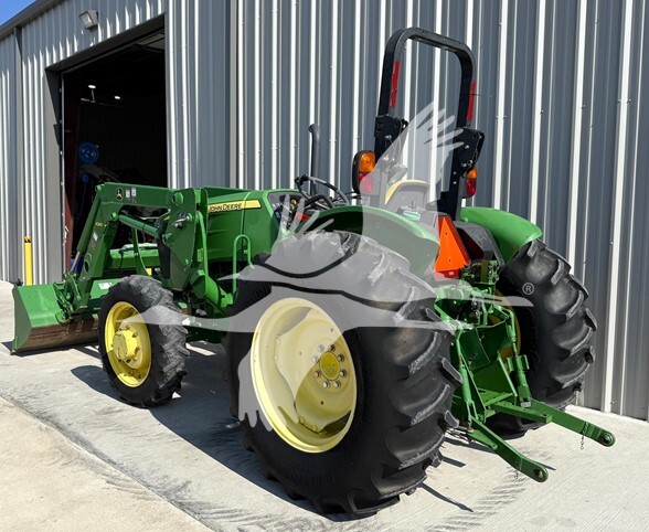John Deere 5065E (2015)