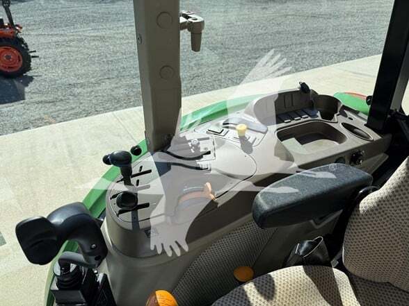 John Deere 5100E (2017)