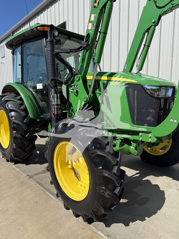 John Deere 5100E (2017)