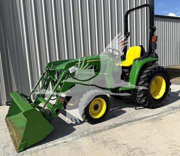 John Deere 3038E (2019)