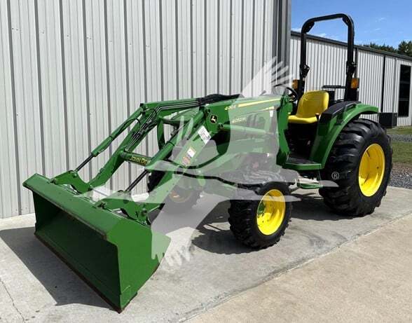John Deere 4052M (2020)