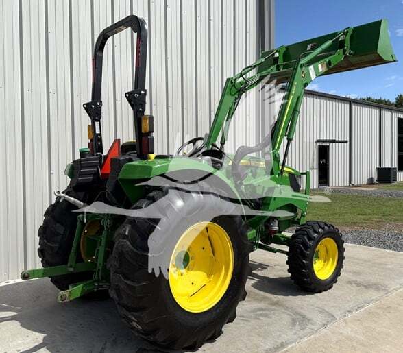 John Deere 4052M (2020)