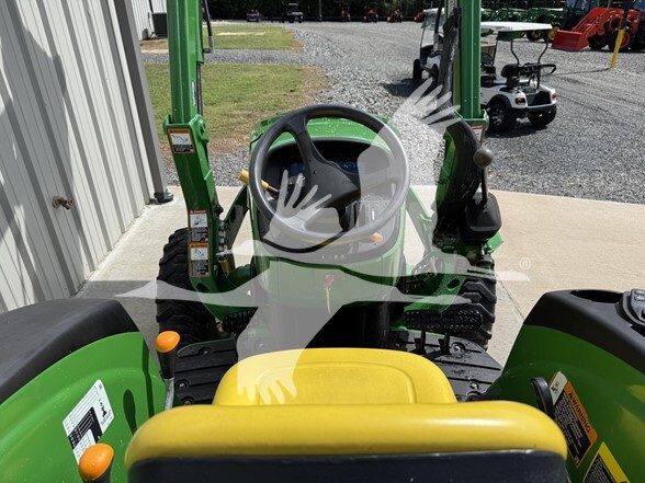 John Deere 4052M (2020)