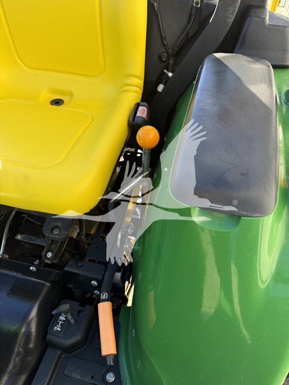 John Deere 3038E (2021)