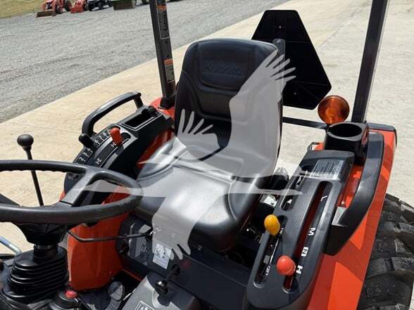 Kubota LX2610 (2021)