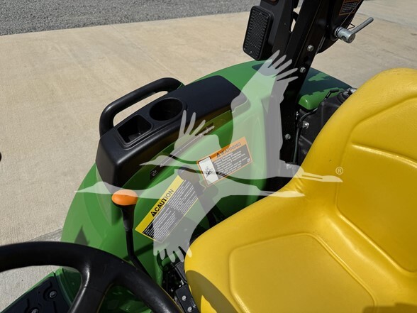 John Deere 3025D (2022)