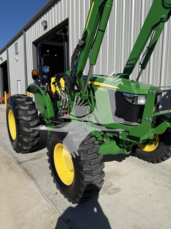 John Deere 5055E (2022)