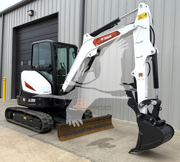 Bobcat E35 (2024)