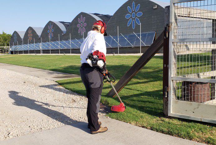 a difficult task easy and manageable B300L 