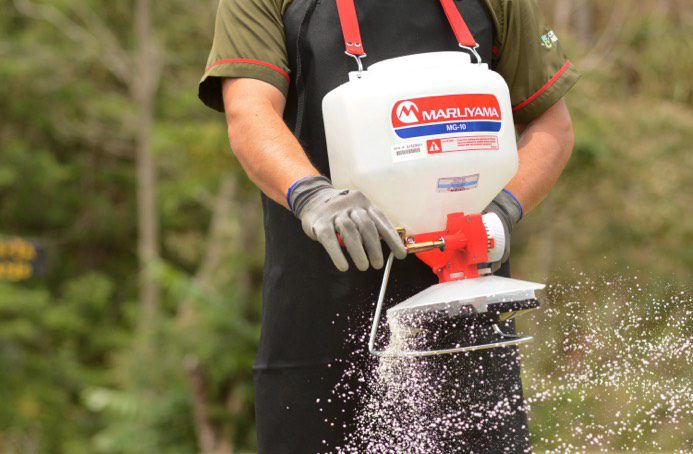 Maruyama Model MG10 Main Category Handheld Power Equipment Deal Maruyama Other Equipment Spreaders Related products Maruyama BL70-HA Backpack Blower MG10 