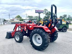 THOSE EXTENDED WORKDAYS COMFORTABLE The mComfort seat is designed for maximum ergonomic convenience 4500 Series 4550 4WD Color Red Engine Four-stroke 