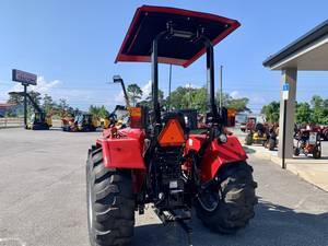 THOSE EXTENDED WORKDAYS COMFORTABLE The mComfort seat is designed for maximum ergonomic convenience 4500 Series 4540 4WD Color Red Engine Four-stroke 