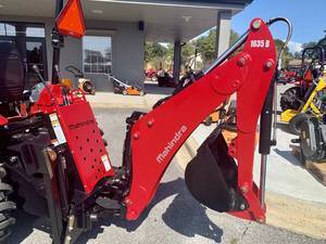 Mahindra Model 1600 Series 1635 HST Color Red Engine Four-Stroke 1600 Series 1635 HST Color Red Engine Four-Stroke 