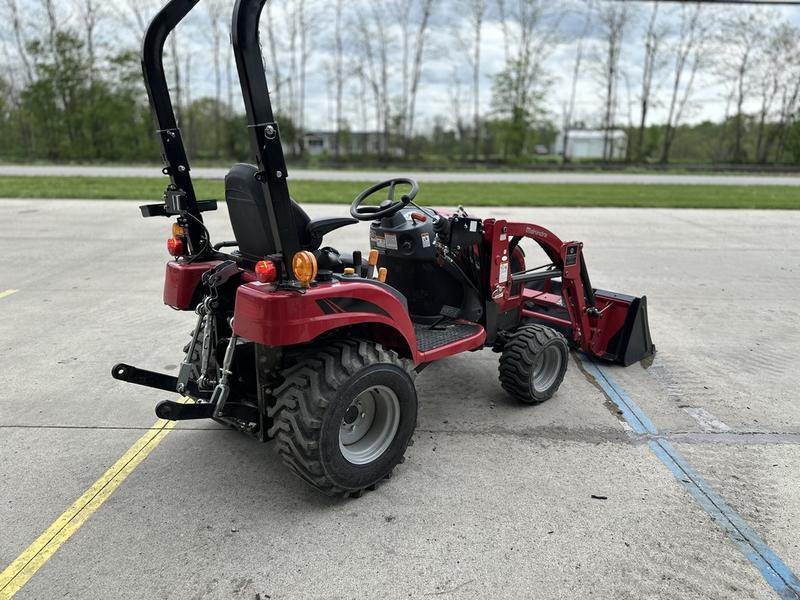 Mahindra Model eMax 20S HST Vehicle Type Tractor Category Compact Hours 115 eMax 20S HST Vehicle Type Tractor Category Compact Hours 115.8 Manufacturer Info Engine Stroke Four 