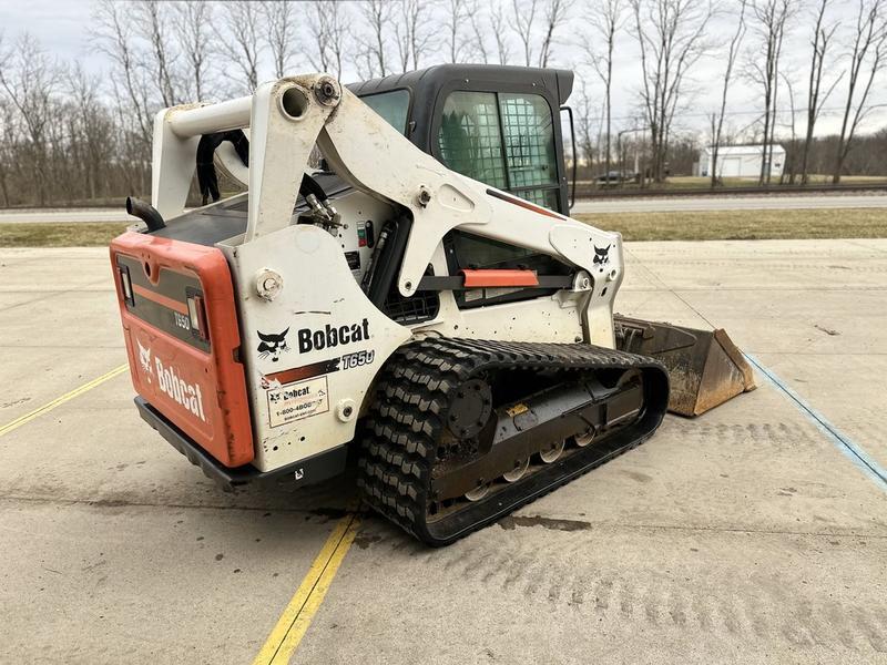 it the go-to machine on virtually every type of jobsite T650 Vehicle Type Compact Track Loader Category Compact Track Loader Serial number ALJG18737 Hours 1217 Payments Get an Estimate for Your Payment Payment Frequency 