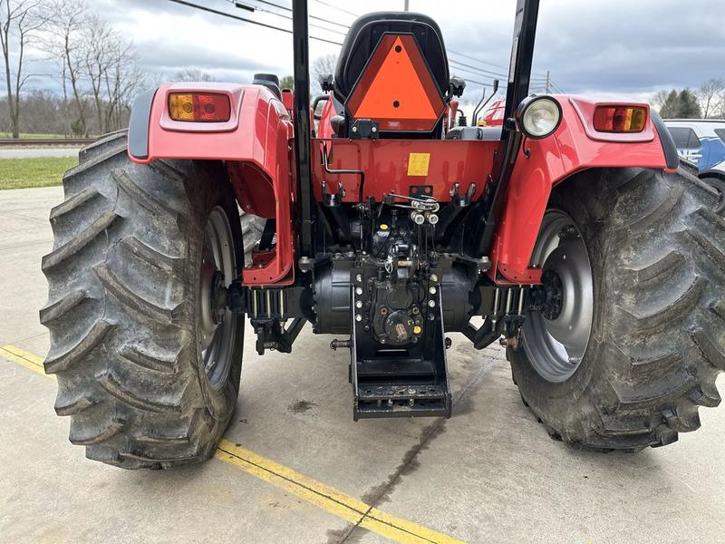 light work of the heaviest jobs 6000 Series 6065 4WD Vehicle Type Tractor Category Utility Tractor Manufacturer Info Engine Engine Power 62 HP 