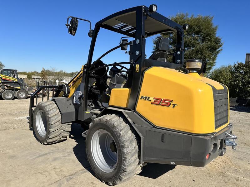 New Holland Construction Model ML35T Vehicle Type Loader Category Small Articulated Loader Payments Get an Estimate for Your Payment Payment Frequency ML35T is suitable for landscapers focused on clearing sidewalks or fenced-in areas with limited space. Machine length without a bucket comes in at 160.1 inches 