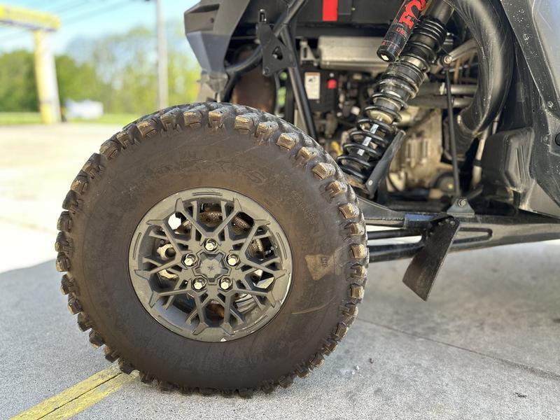 the most of it RZR Pro R Ultimate Vehicle Type Utility Vehicle Category Side by Side Engine Hours 110 Odometer 1300 mi Fuel Type Gas Payments Get an Estimate for Your Payment Payment Frequency 