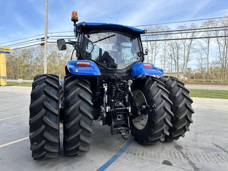 New Holland Model T6 160 Electro Command T6 160 Electro Command 