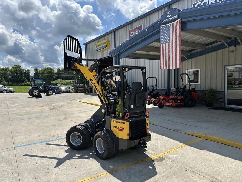 it ideal for landscaping adds a telescopic arm with 111-inch lift height and tipping loads up to 1 