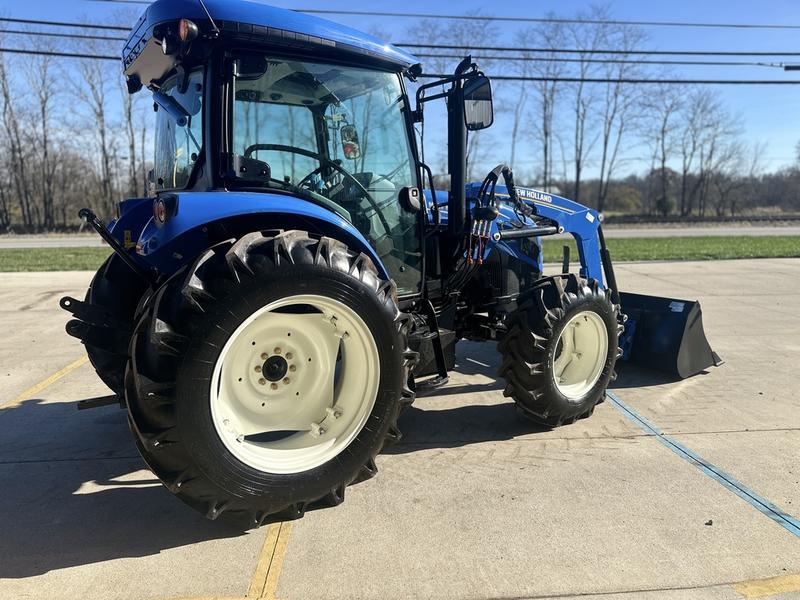 direction changes often in applications such as loader work Workmaster 