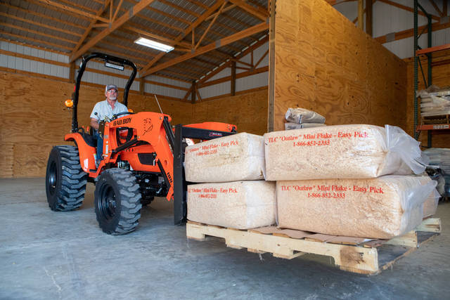 Bad Boy Model Standard Pallet Forks Vehicle Type Attachment / Implement Category Pallet Forks Manufacturer Info Chassis Hitch/Type Quick Attach Dimensions Width 47 Standard Pallet Forks Vehicle Type Attachment / Implement Category Pallet Forks Manufacturer Info Chassis Hitch/Type Quick Attach Dimensions Width 47 