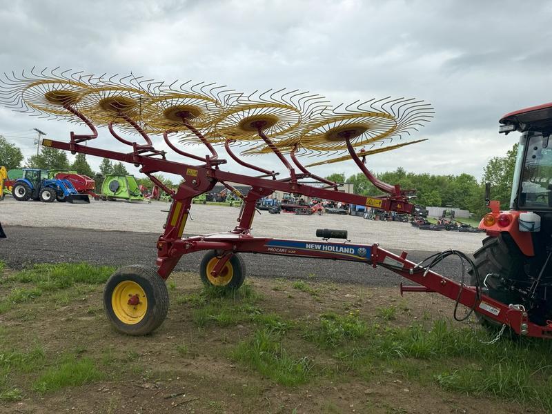 MORE HAY IN EVERY PASS New Holland ProCart for you with raking widths from 18 to 28 ft. 