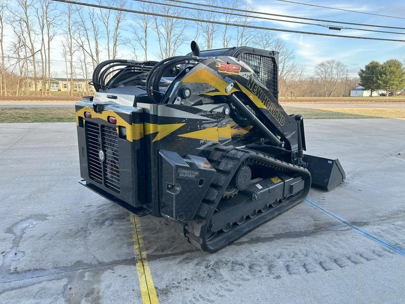 new wrap on it . Excellent stability and weight distribution maximize performance and safety. All-round visibility ensures high maneuverability and faster work cycles. The Comfort Deluxe Cab features excellent ergonomics and best-in-class comfort. The new color display features an integrated reversing camera. Wheels or tracks 