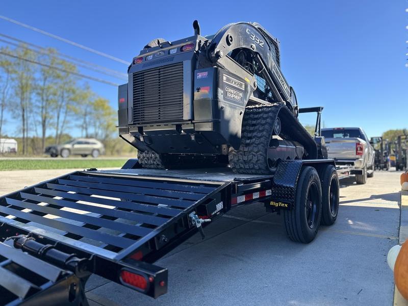 comfort a priority to boost productivity on the job C332 builds on the strength 