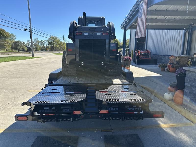 comfort a priority to boost productivity on the job C337 builds on the strength 