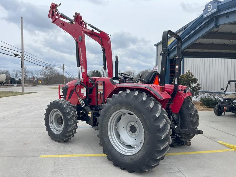light work of the heaviest jobs 7000 Series 7085 4WD Vehicle Type Tractor Category Utility Serial number MT4S1193 Hours 525 Manufacturer Info Engine Aspiration Turbocharged Stroke Four-stroke 