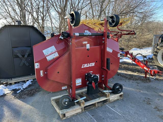 Bush Hog HDTH Series 7 Vehicle Type Attachment / Implement Category Finish Mowers Payments Get an Estimate for Your Payment Payment Frequency 