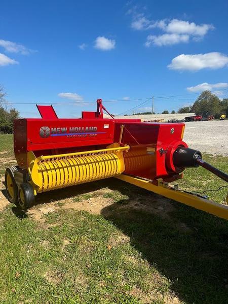 New Hayliner 265 Square Baler 72 Bale Thrower. All options ensure bales are placed how and where you need them. Photos Specifications Location Cornerstone Equipment Condition New Year 2025 Make New Holland Model Hayliner 