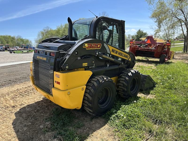 your workday more productive and comfortable with noteworthy dump height and reach L320 Skid Steer Vehicle Type Skid Steers Category Skid Steers Payments Get an Estimate for Your Payment Payment Frequency 