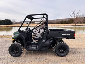 Can-Am Name Defender DPS Trim Name HD7 Compass Green Generic Type 