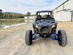 Polaris Z26S4P92BL - RZR PRO S 4 CALAVARA LIMITED EDITION VIN 3NSS4P923TG143923 Color BLACK Engine 4 STROKE TWIN CYLINDER TURBO Horsepower 181 Transmission AUTOMATIC PVT Fuel Type Gas Status Available Drive 4WD Recommendations 2025 Polaris 