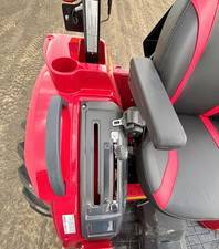 Mahindra Model Name 1600 Series Trim Name 1626 HST Generic Type Name 1600 Series Trim Name 1626 HST Generic Type 