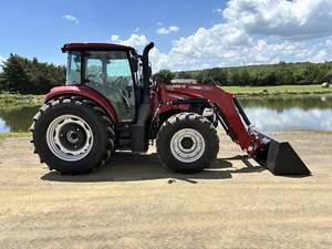 it More than a Utility tractor It Name Farmall Medium Utility C Series Trim Name 100C Generic Type 