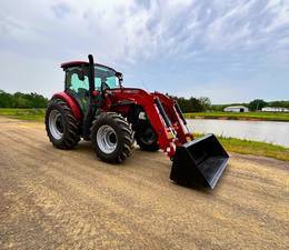 it More than a Utility tractor It Name Farmall Medium Utility C Series Trim Name 100C Generic Type 
