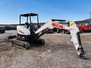 fine movements with low effort and maximum comfort . Fingertip Boom Swing Control Bobcat 