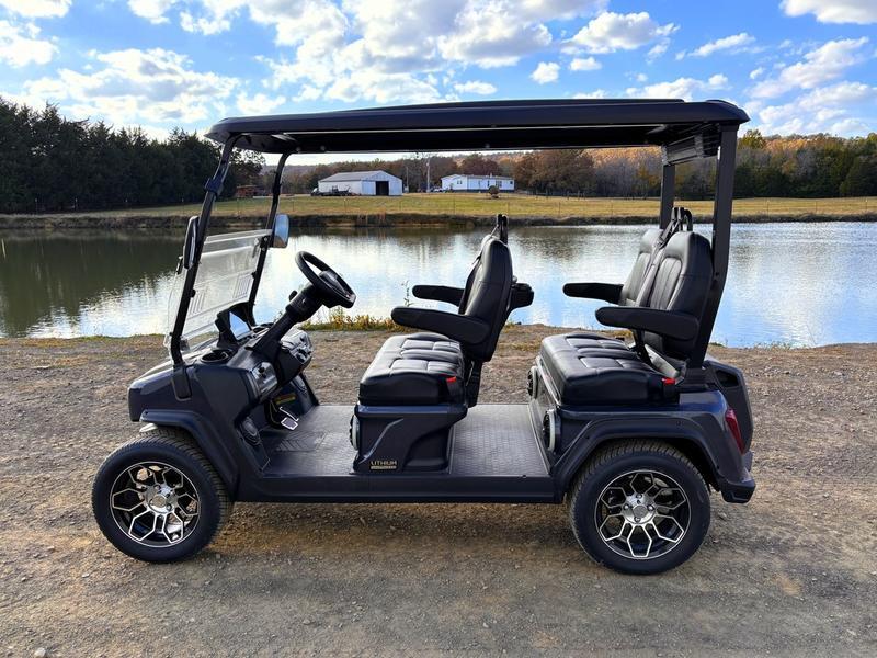 the driving easier and allow the driver to have more control over the driving view /distance between steering wheel and driver / the feel of steering wheel grips Name D5-Ranger 4 Plus Trim Name Base Generic Type 