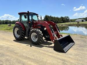 it More than a Utility tractor It Name Farmall Medium Utility C Series Trim Name 100C Generic Type 