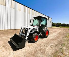 light work of front-end loader tasks with the integrated loader joystick lever Name Compact Tractors Trim Name CT2540 Generic Type 