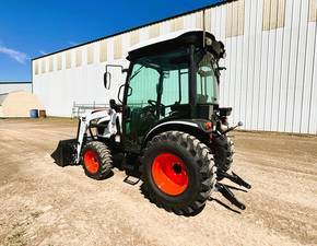 light work of front-end loader tasks with the integrated loader joystick lever Name Compact Tractors Trim Name CT2540 Generic Type 