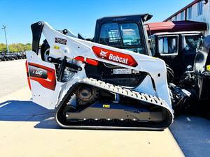 Bobcat T86 T86 T4 COMPACT TRACK LOADER 