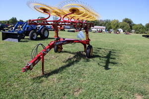 MORE HAY IN EVERY PASS New Holland ProCart Name ProCart 