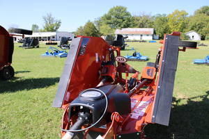 multiple passes - something fixed-deck cutters can only dream of doing Name TS Series Trim Name 10 Generic Type 